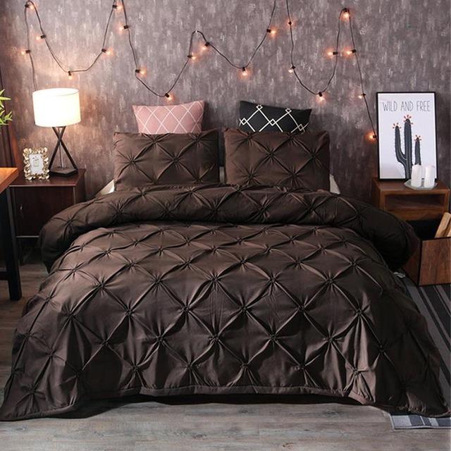 Deluxe Bedding Collection