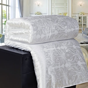 Luxury Silk Filled Comforter