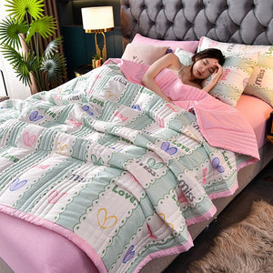 Cozy Thin Quilt Bedspread