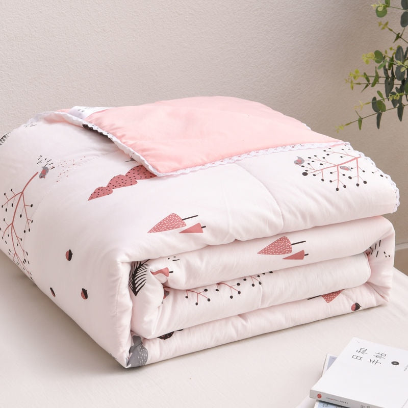 USA's Cutest Floral Thin Quilt