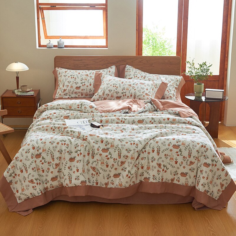 Flower Lightweight Bedding