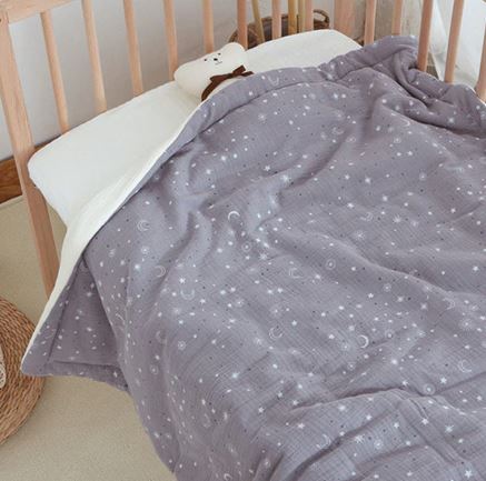 Gray Stars Baby Crib Comforter