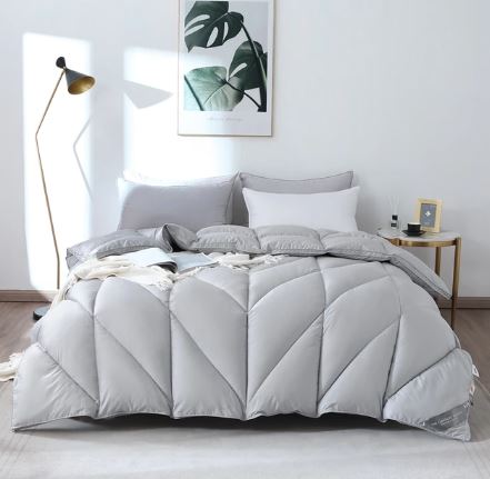 Luxury Gray Maple Leaf Comforter